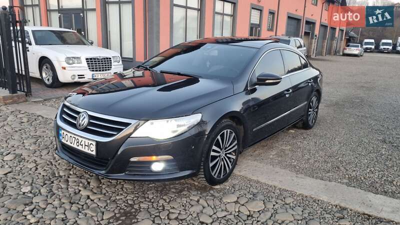 Купе Volkswagen CC / Passat CC 2008 в 