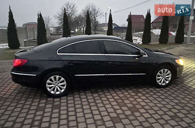 Купе Volkswagen CC / Passat CC 2010 в Іршаві