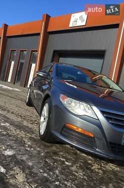 Купе Volkswagen CC / Passat CC 2011 в 