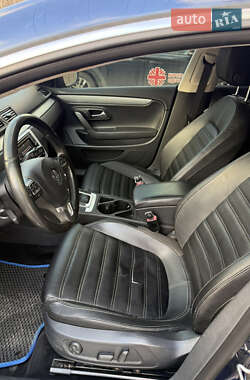 Купе Volkswagen CC / Passat CC 2013 в 