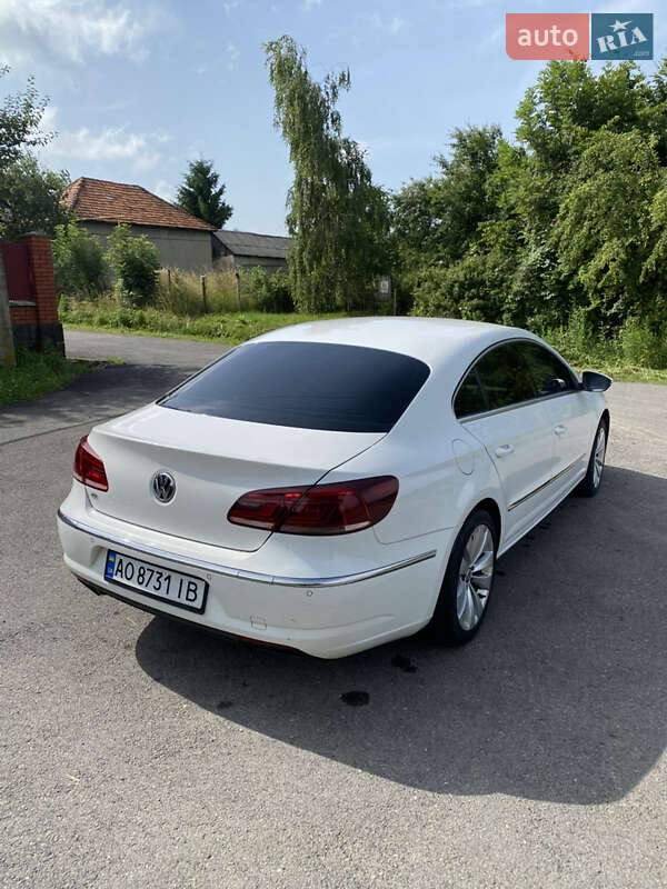 Купе Volkswagen CC / Passat CC 2013 в Мукачево
