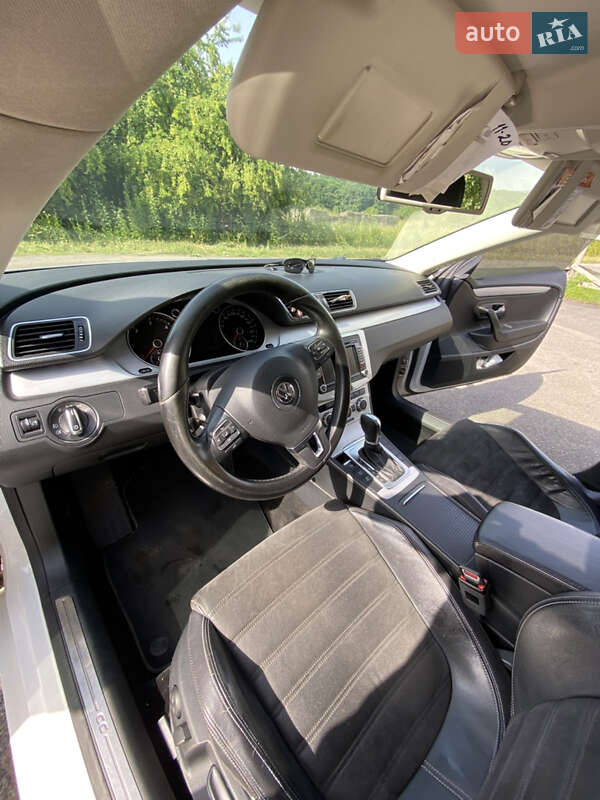 Купе Volkswagen CC / Passat CC 2013 в Мукачево