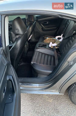 Купе Volkswagen CC / Passat CC 2010 в 