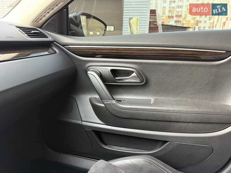 Купе Volkswagen CC / Passat CC 2012 в Харькове