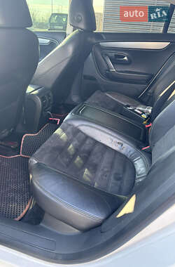 Купе Volkswagen CC / Passat CC 2010 в Новом Роздоле