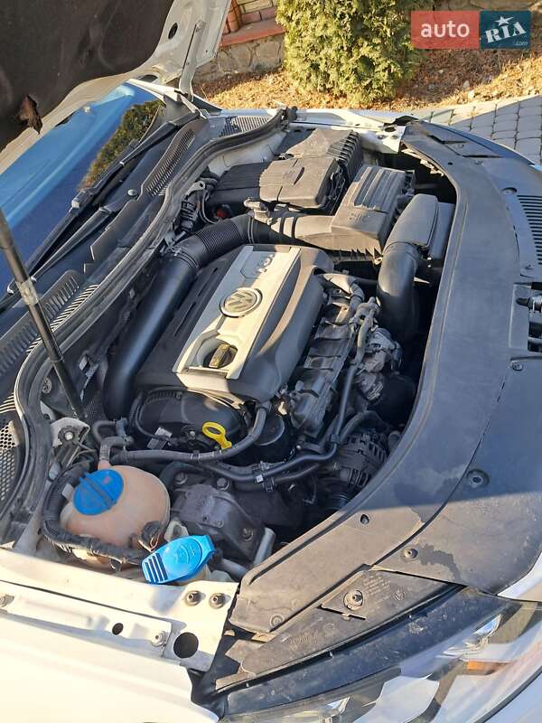 Купе Volkswagen CC / Passat CC 2013 в Шаргороде