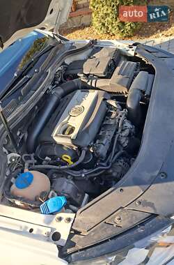 Купе Volkswagen CC / Passat CC 2013 в 