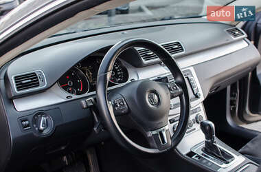 Купе Volkswagen CC / Passat CC 2013 в Дніпрі