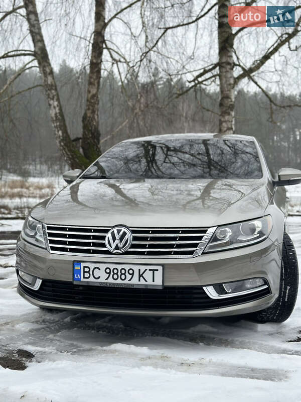 Купе Volkswagen CC / Passat CC 2012 в Львове