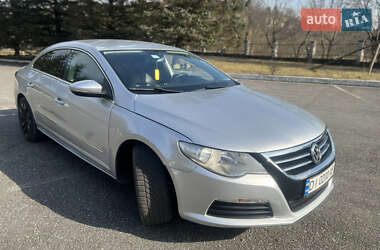 Купе Volkswagen CC / Passat CC 2010 в Львові