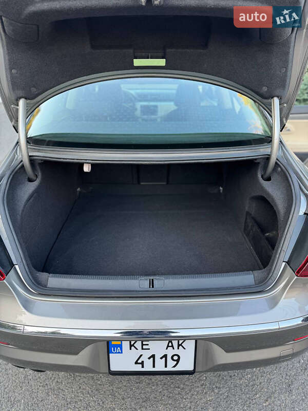 Купе Volkswagen CC / Passat CC 2010 в Днепре
