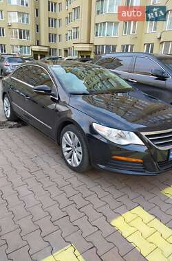 Купе Volkswagen CC / Passat CC 2011 в Вишневом