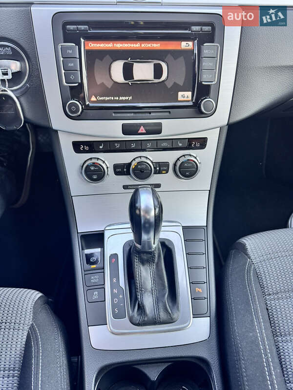 Купе Volkswagen CC / Passat CC 2012 в Киеве