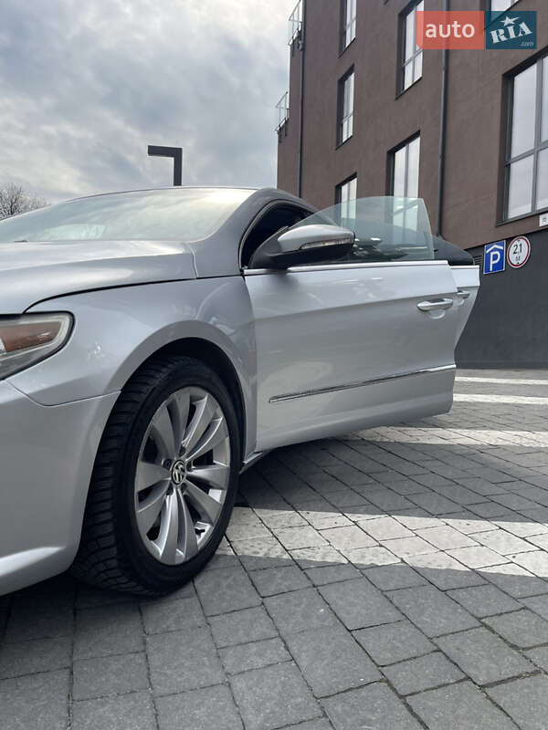 Купе Volkswagen CC / Passat CC 2011 в Львове фото 12 Купе Volkswagen CC / Passat CC 2011 в Львове