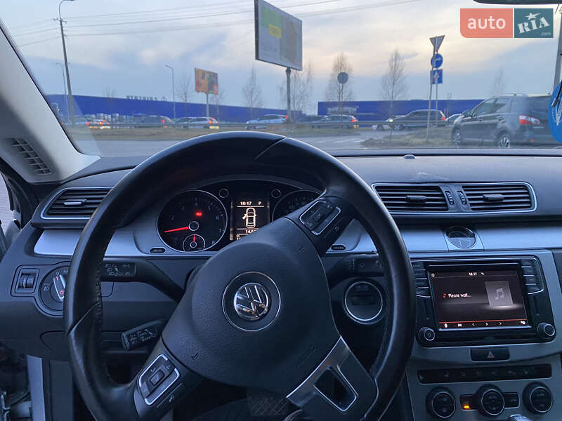 Купе Volkswagen CC / Passat CC 2016 в Ровно