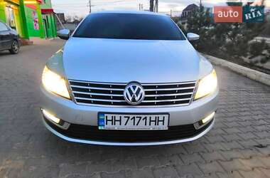 Купе Volkswagen CC / Passat CC 2013 в 