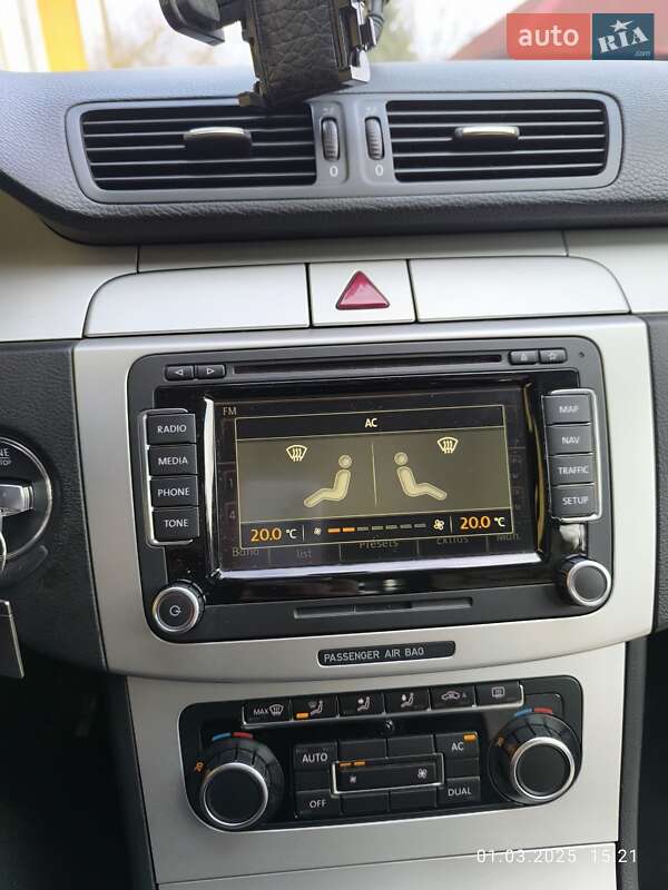 Купе Volkswagen CC / Passat CC 2010 в Дубно