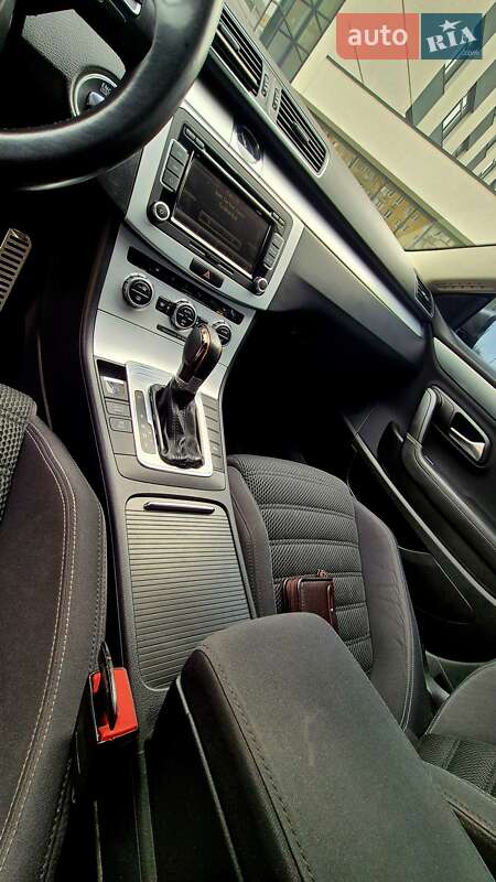 Купе Volkswagen CC / Passat CC 2012 в Днепре