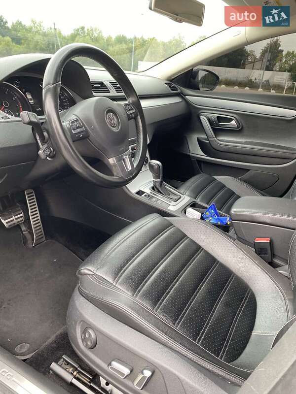 Купе Volkswagen CC / Passat CC 2014 в Львові