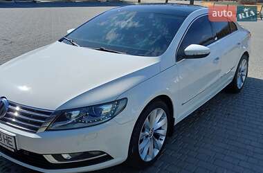 Купе Volkswagen CC / Passat CC 2014 в 