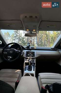 Купе Volkswagen CC / Passat CC 2012 в 