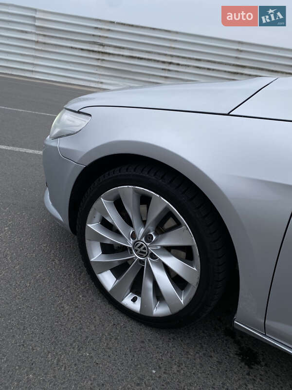 Купе Volkswagen CC / Passat CC 2009 в Львове