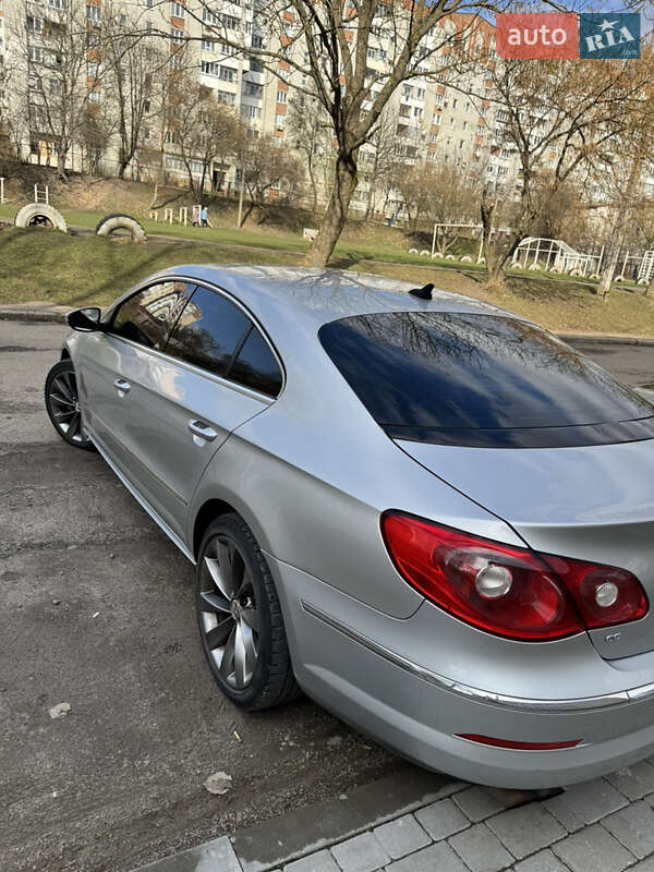 Купе Volkswagen CC / Passat CC 2012 в Львове