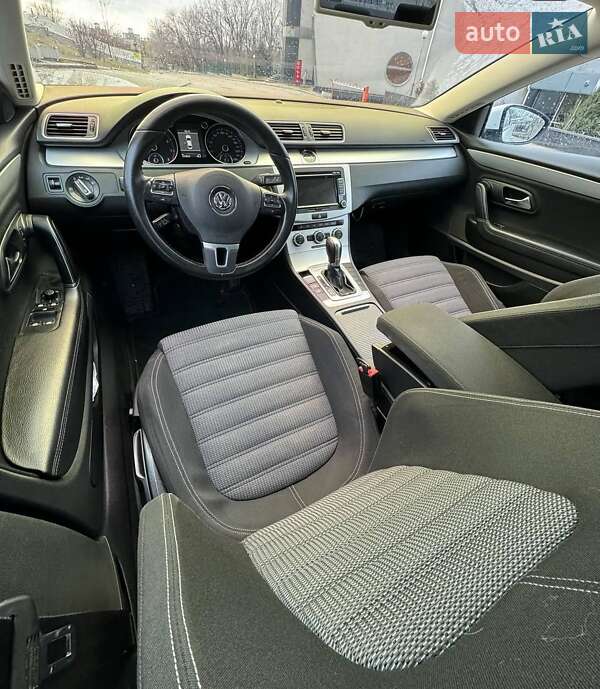 Купе Volkswagen CC / Passat CC 2012 в Виннице