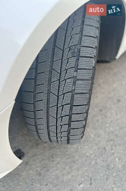 Купе Volkswagen CC / Passat CC 2012 в 