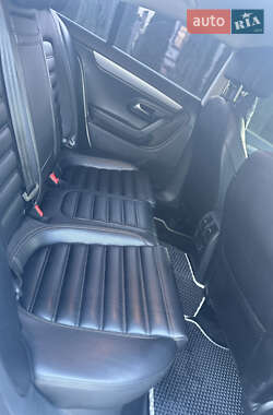 Купе Volkswagen CC / Passat CC 2012 в 