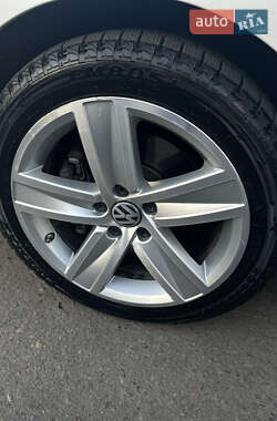 Купе Volkswagen CC / Passat CC 2012 в 