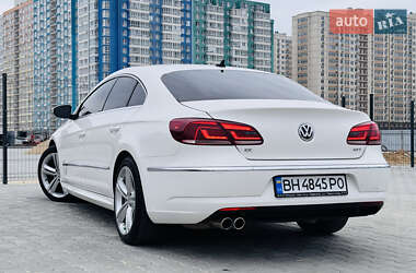 Купе Volkswagen CC / Passat CC 2013 в 