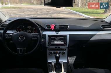 Купе Volkswagen CC / Passat CC 2012 в 
