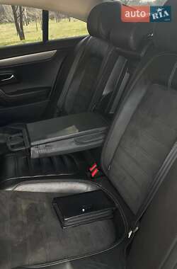 Купе Volkswagen CC / Passat CC 2012 в 