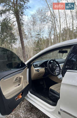 Купе Volkswagen CC / Passat CC 2013 в 