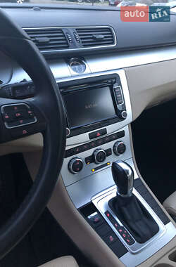 Купе Volkswagen CC / Passat CC 2012 в 