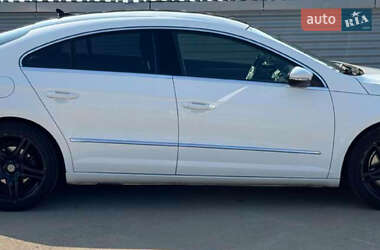 Купе Volkswagen CC / Passat CC 2012 в 