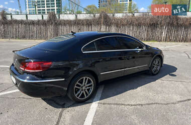 Купе Volkswagen CC / Passat CC 2013 в 