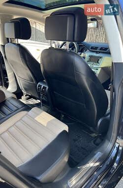 Купе Volkswagen CC / Passat CC 2013 в 