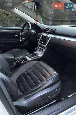 Купе Volkswagen CC / Passat CC 2015 в 