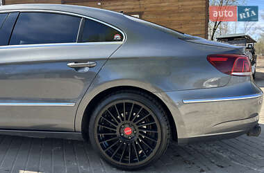 Купе Volkswagen CC / Passat CC 2015 в 