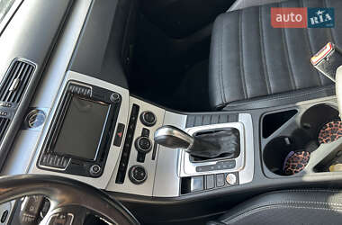 Купе Volkswagen CC / Passat CC 2015 в 