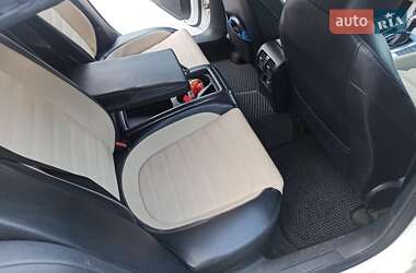 Купе Volkswagen CC / Passat CC 2011 в 