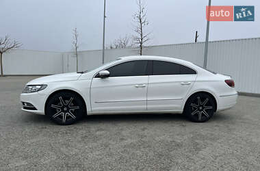 Купе Volkswagen CC / Passat CC 2013 в 
