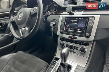 Купе Volkswagen CC / Passat CC 2013 в 