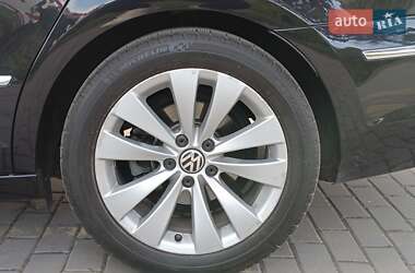 Купе Volkswagen CC / Passat CC 2010 в 