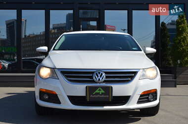 Купе Volkswagen CC / Passat CC 2010 в 