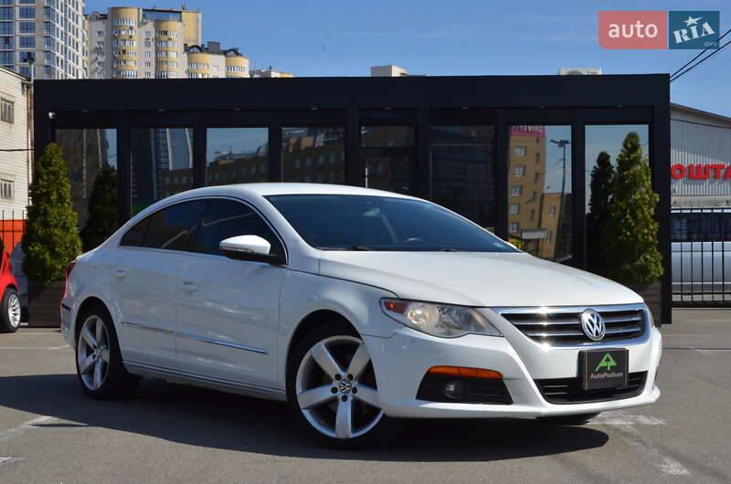 Купе Volkswagen CC / Passat CC 2010 в 