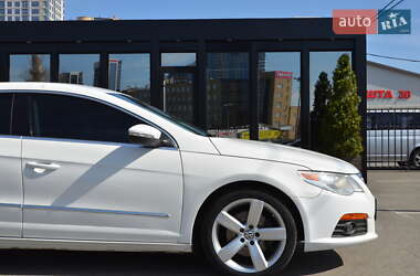 Купе Volkswagen CC / Passat CC 2010 в 