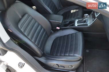 Купе Volkswagen CC / Passat CC 2010 в 